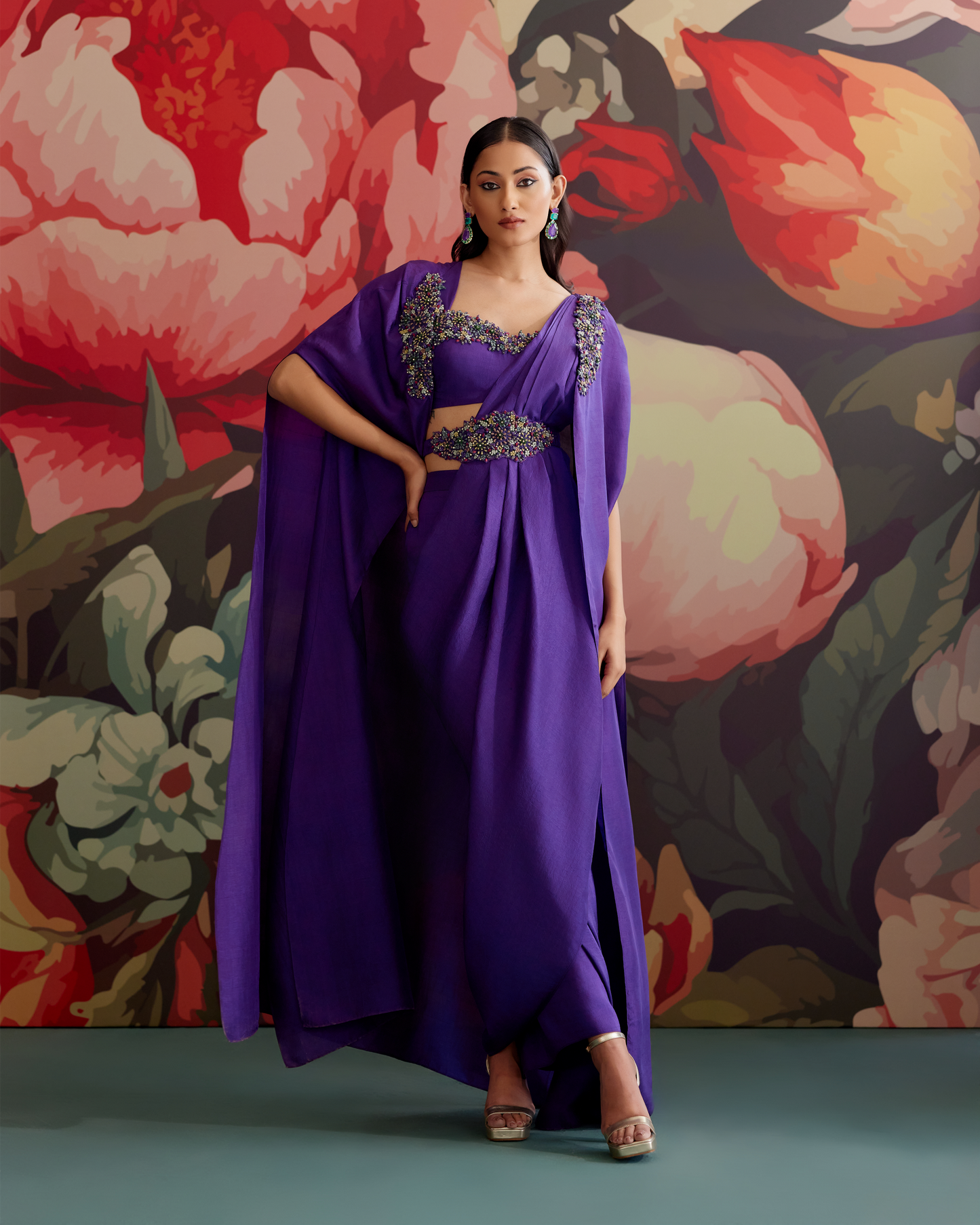 Jamini Cape Saree Set