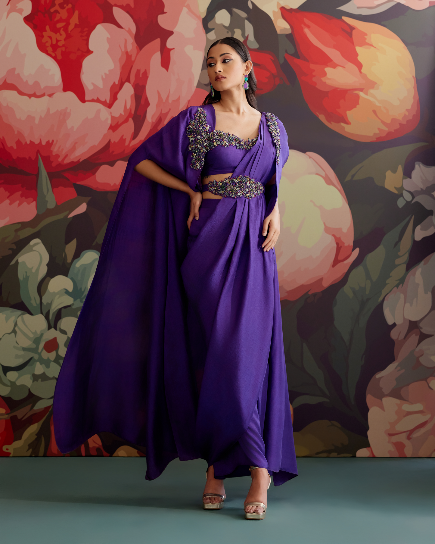Jamini Cape Saree Set