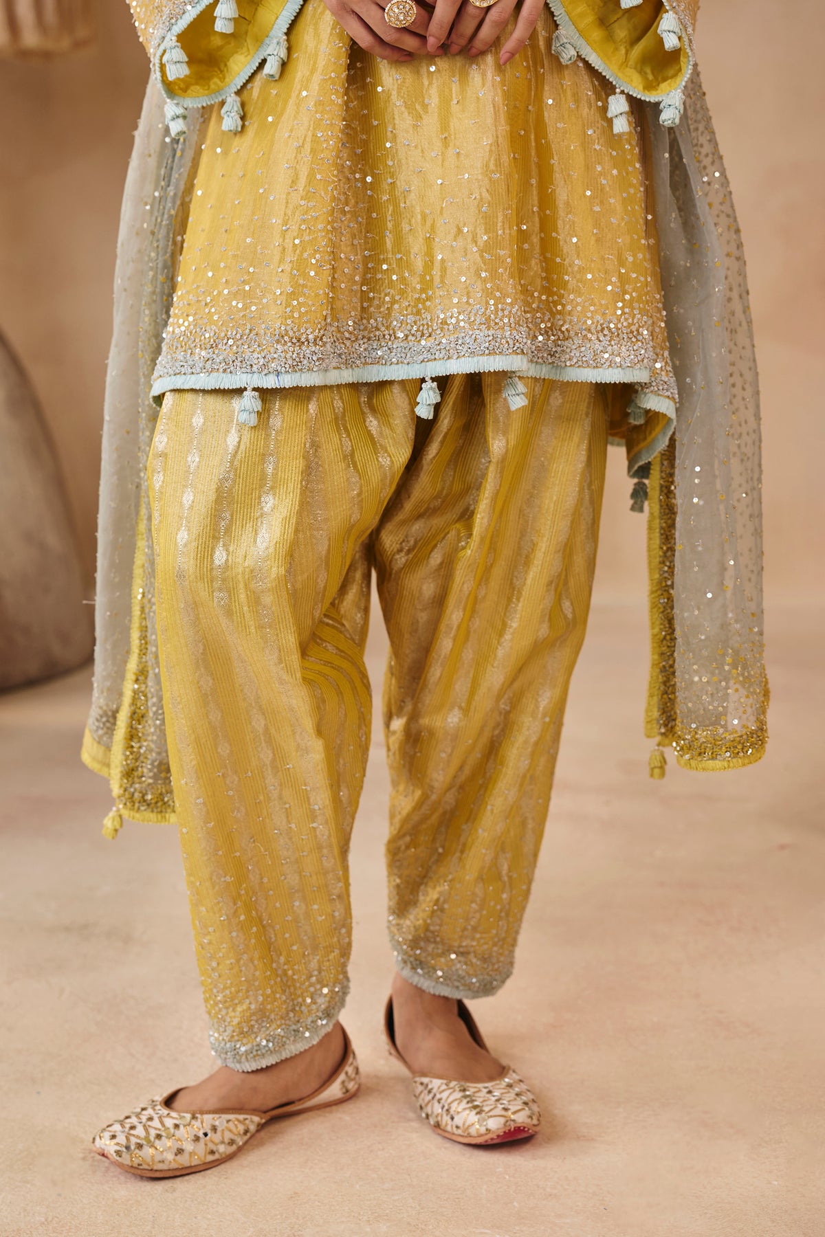Gul Kurta Set